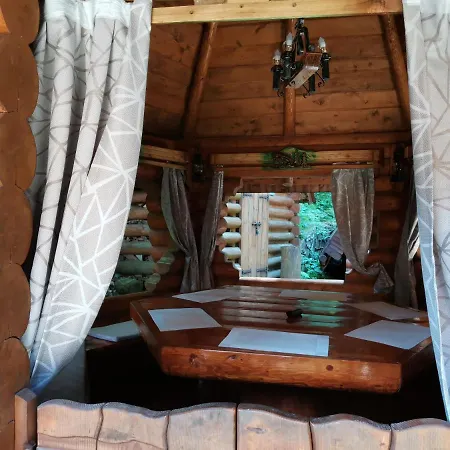 гірська хата *