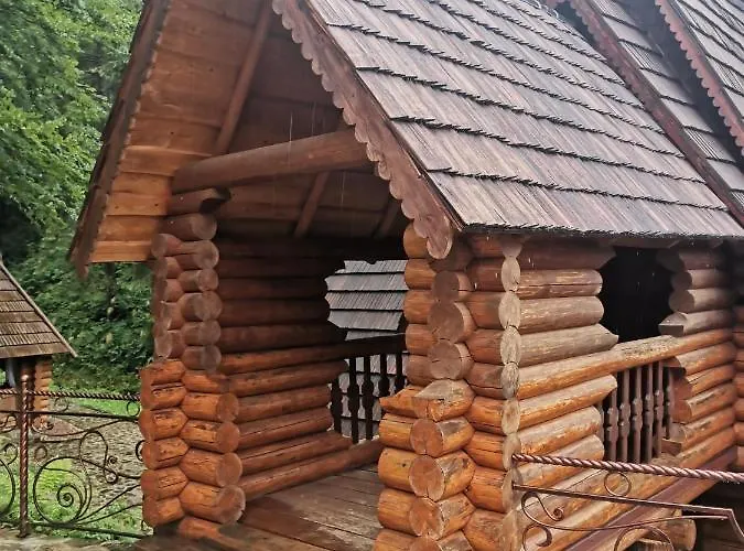 гірська хата * Senechiv